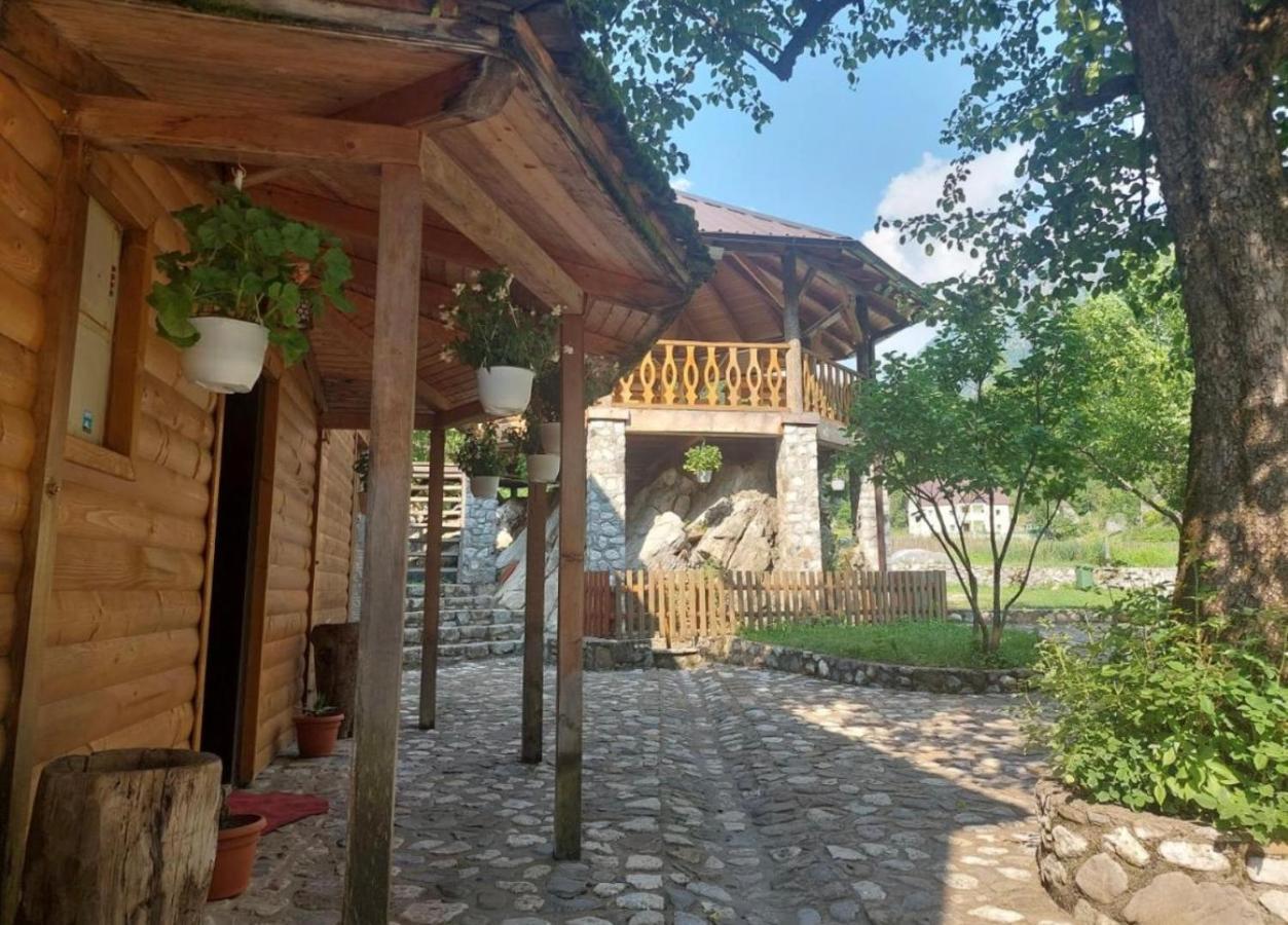 Residence: Quku I Valbones Buitenkant foto